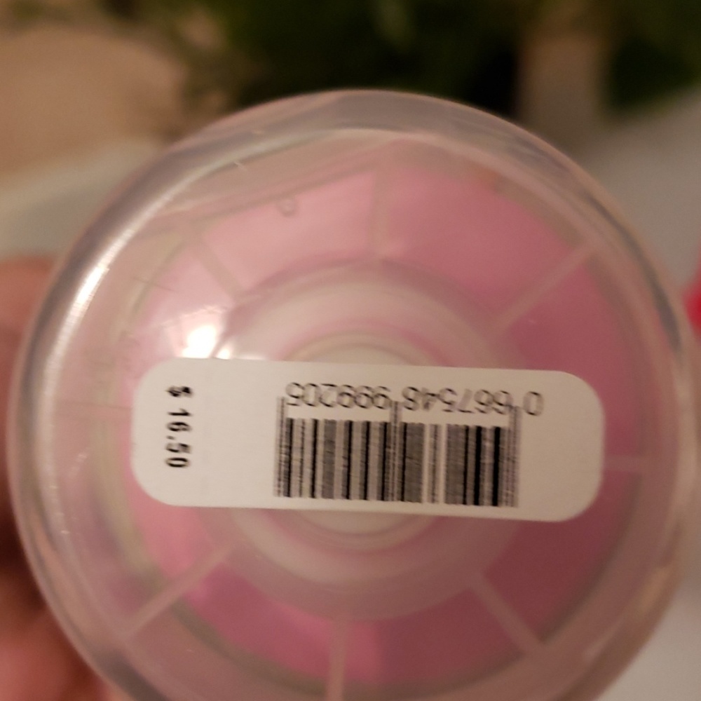 💗NEW! Pink VS Pink Tide scented lotion - Picture 5 of 5
